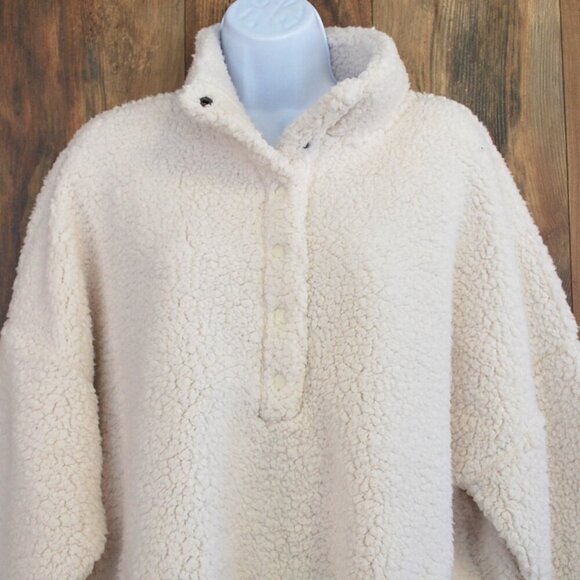 Aerie Oversized Sherpa NWT White Cream Soft  1/4 Button Pullover L - Picture 2 of 6